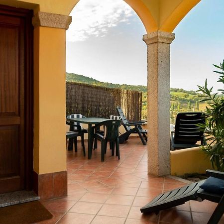 Casa Vacanze Solita Budoni Exteriör bild
