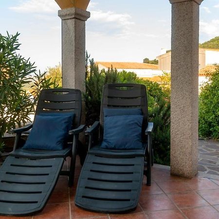 Casa Vacanze Solita Budoni Exteriör bild